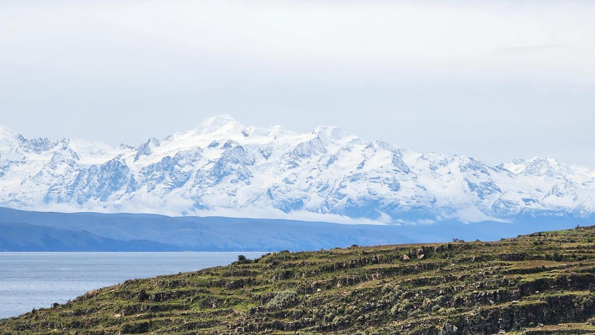 Inti Illimani Lodge Comunidad Yumani ภายนอก รูปภาพ